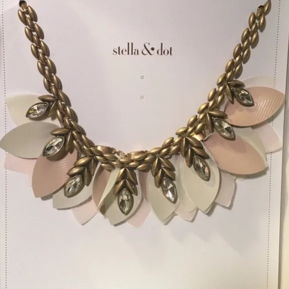 Stella & Dot | Versatile Crystal Encrusted Birdie Feather Statement Neck… - Picture 16 of 16